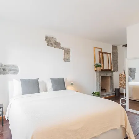Emily's House - Authentic By Rent Apartment *