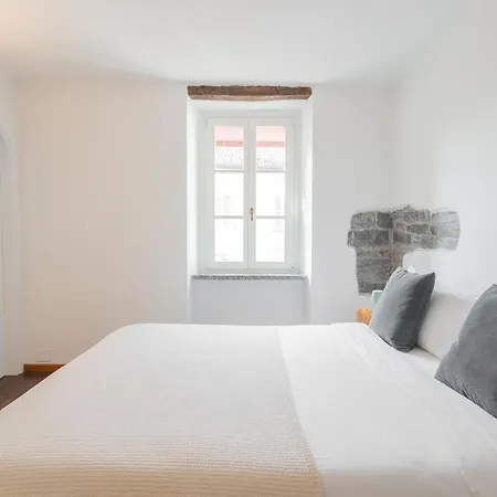 Emilys Holiday House By Rent All Como דירה *