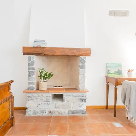 Emily's House - Authentic By Rent Apartment Torno