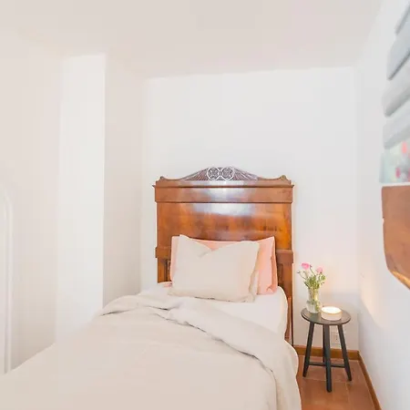 Emily's House - Authentic By Rent Apartment Torno