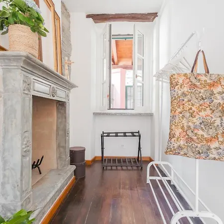 Emily's House - Authentic By Rent