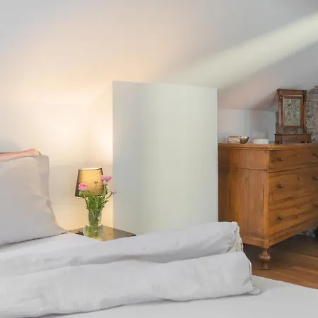 Emily's House - Authentic By Rent شقة *