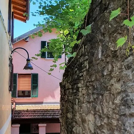 Emily's House - Authentic By Rent Apartment Torno