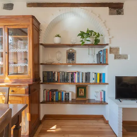 Emily's House - Authentic By Rent شقة