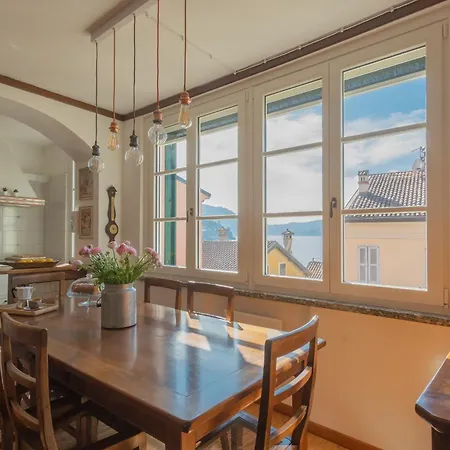 דירה Emilys Holiday House By Rent All Como