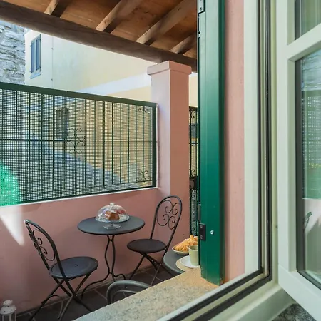 Emilys Holiday House By Rent All Como דירה טורנו