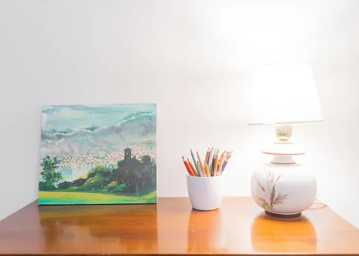 Emily's House - Authentic By Rent