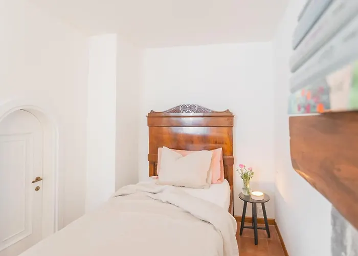 Emily's House - Authentic By Rent Apartment Torno