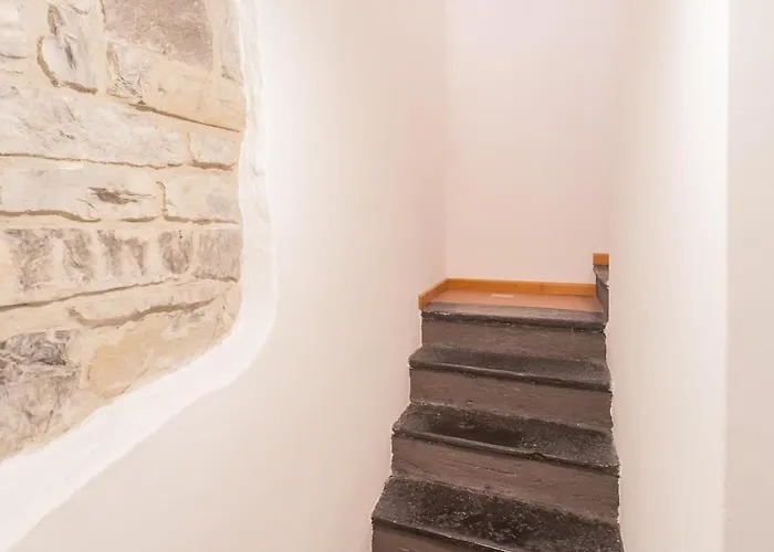 Emily's House - Authentic By Rent