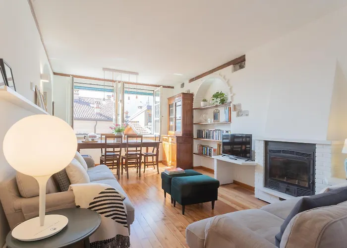 Emily's House - Authentic By Rent Apartment Torno