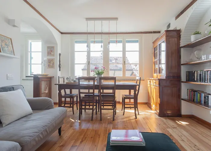 Emily's House - Authentic By Rent Apartment Torno