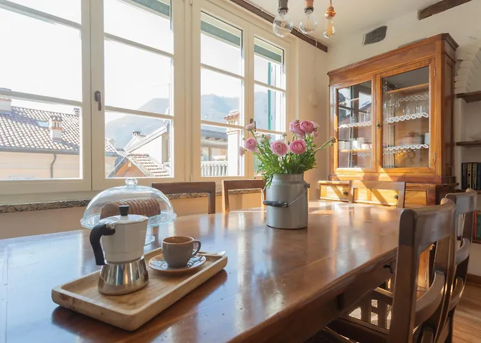 Emily's House - Authentic By Rent