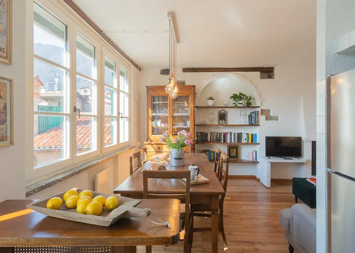 Emily's House - Authentic By Rent Торно